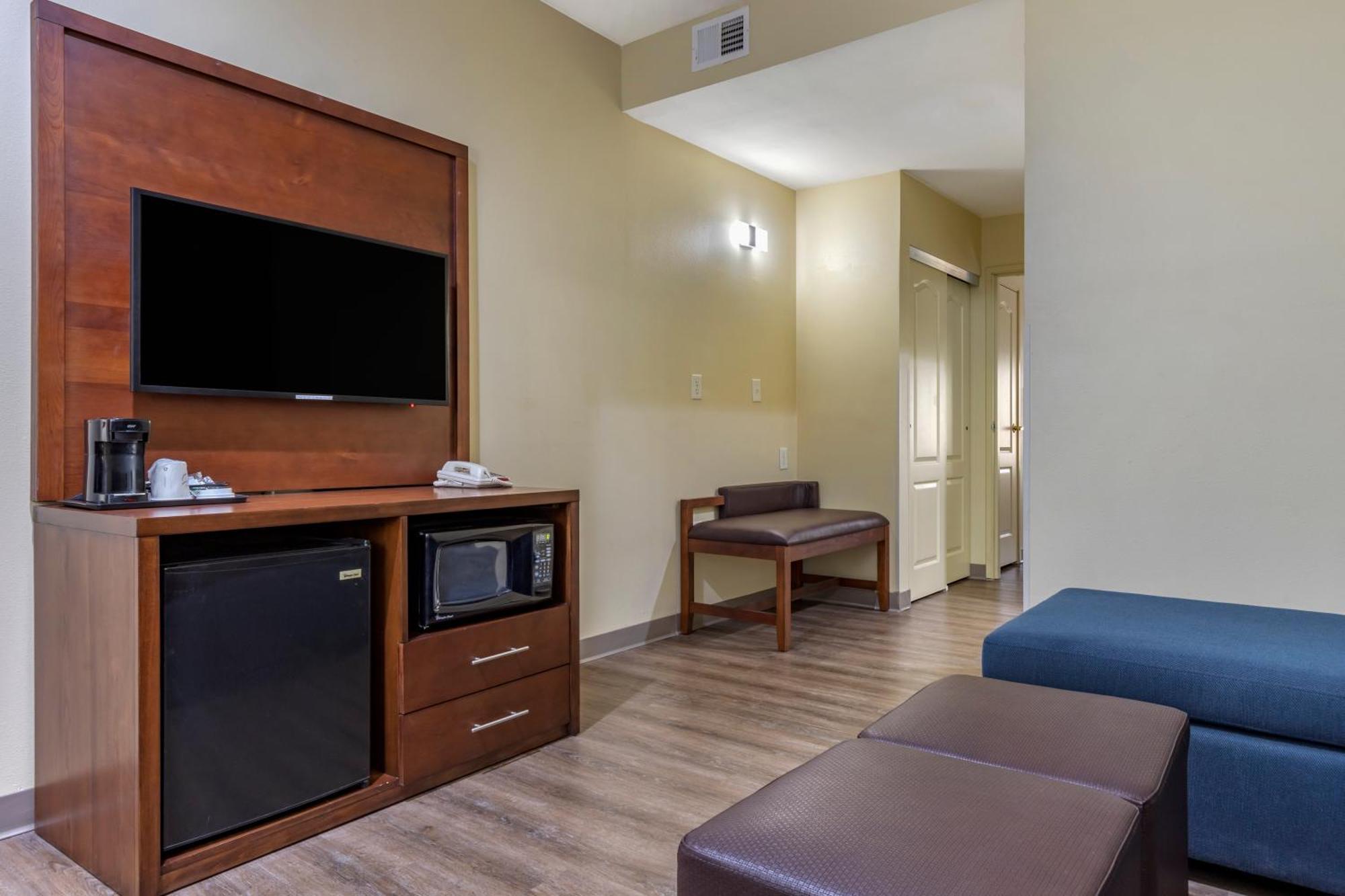 Comfort Inn & Suites High Point - アーチデール 部屋 写真