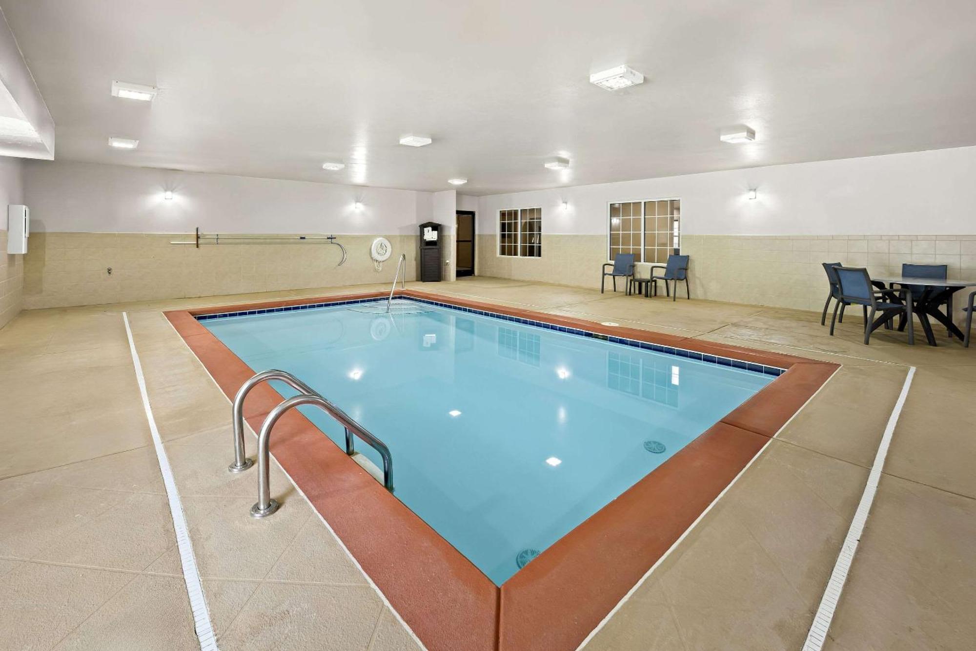 Comfort Inn & Suites High Point - アーチデール エクステリア 写真
